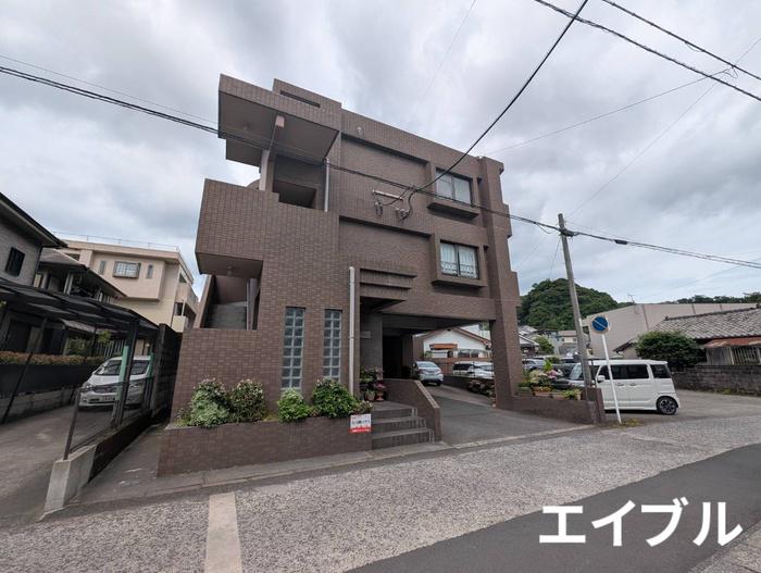 グランドゥール草牟田