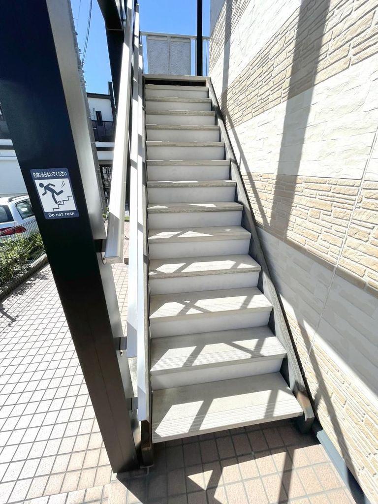 レオパレスエスト