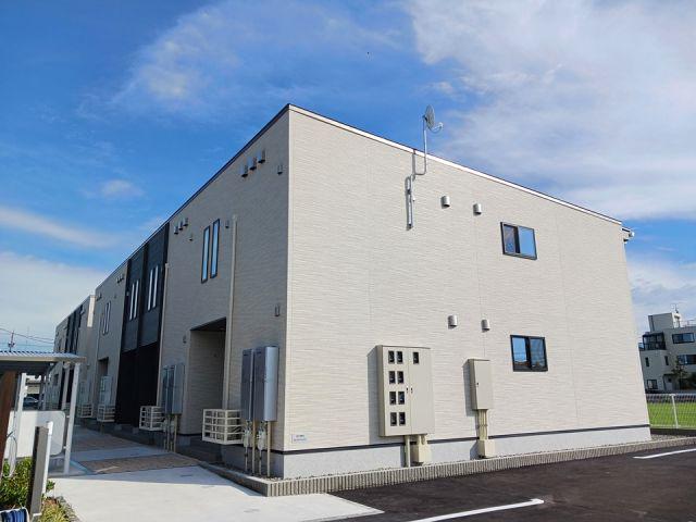 ヒカルサ高岡野村サウス1号棟