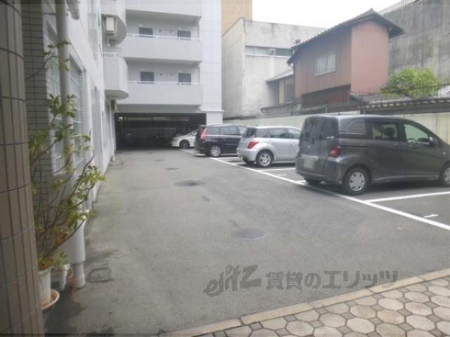 ハイエステート中京