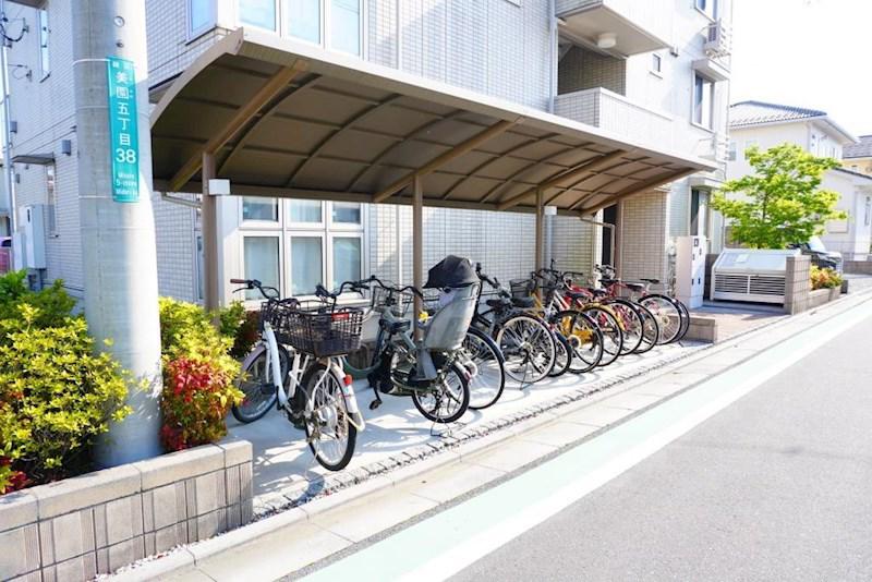 ファミーユ