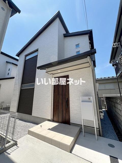 上末吉戸建 B棟