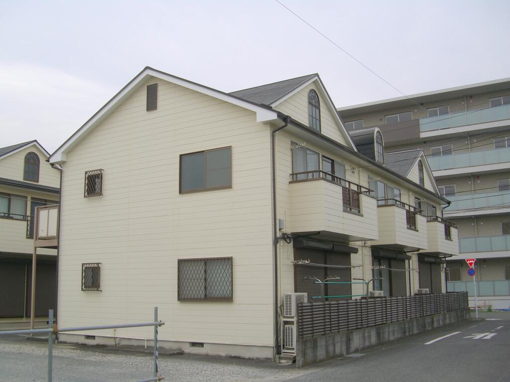 ラークタカ共和A