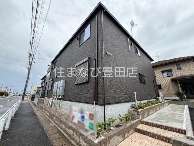 愛知県愛知郡東郷町 2階建 築2年