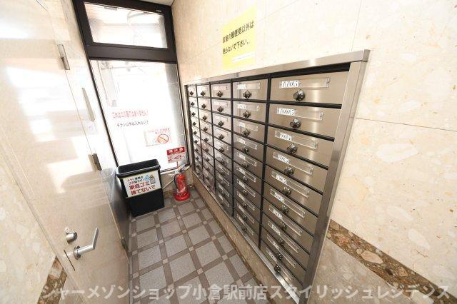 ヴァルト片野駅前