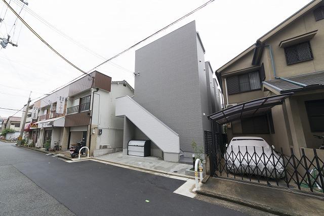 アティックサカイ