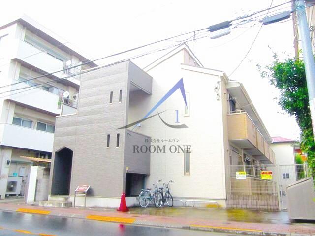 フェリオエスティー