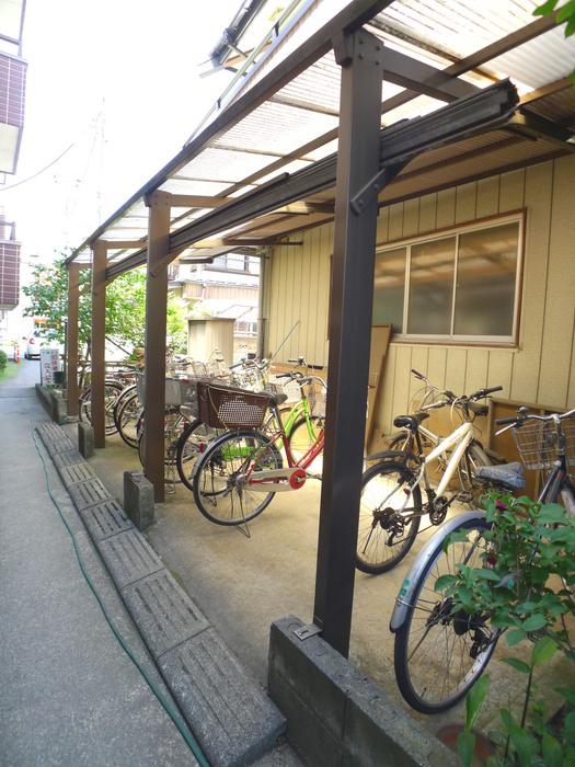 平岡ビル