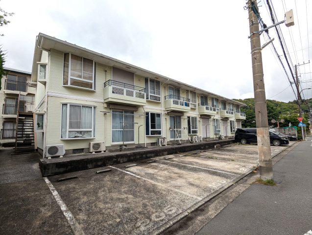 グリーンパーク根岸A棟(2DK/1階)