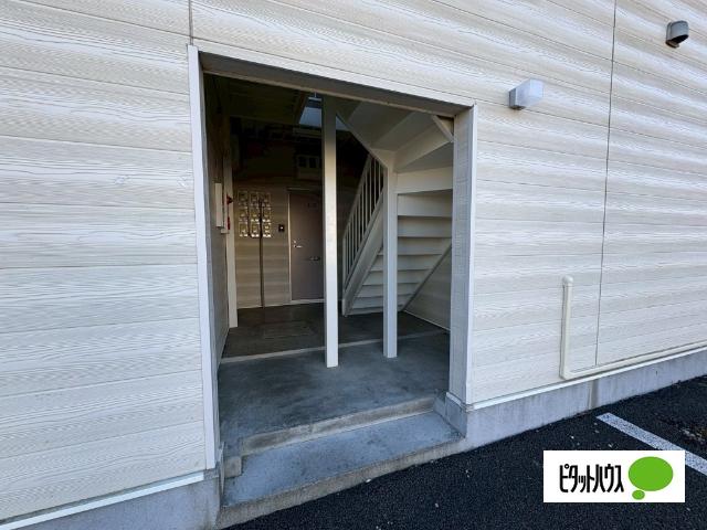 NOON イースト