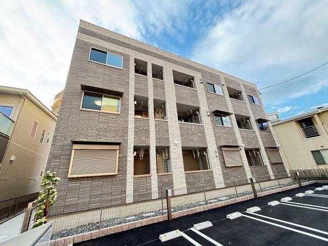 パルクボヌール川名