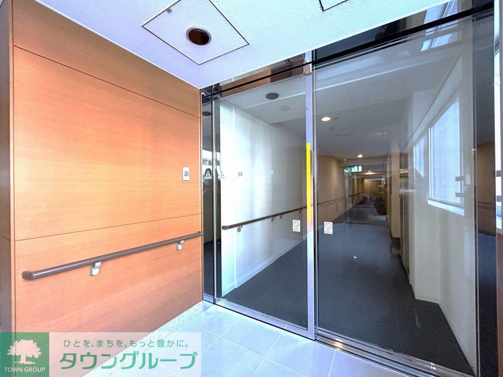 THE OMIYA TOWERS
