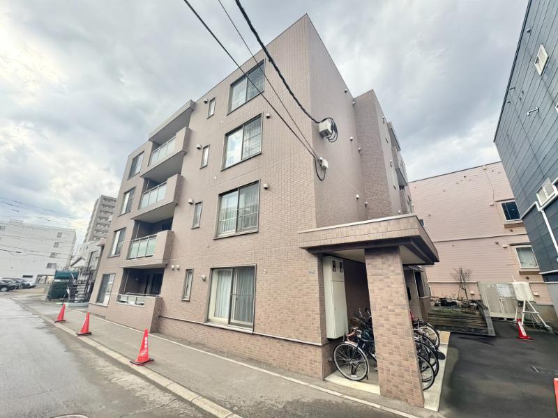 メーラ平岸