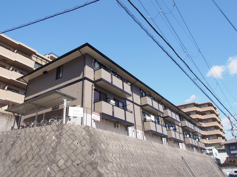 サニーハイツ・学園中