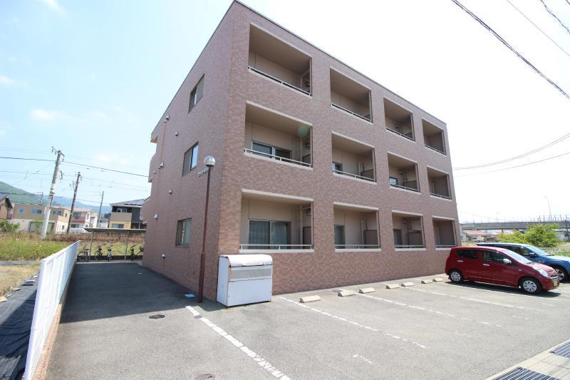 アステラスモア 