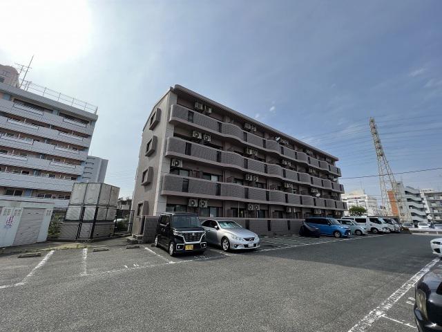 スタジオアパートメントオクダ