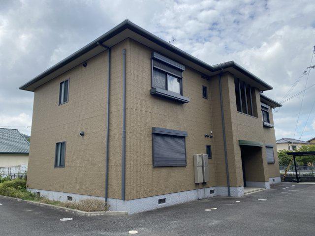 シャーメゾン高岡西
