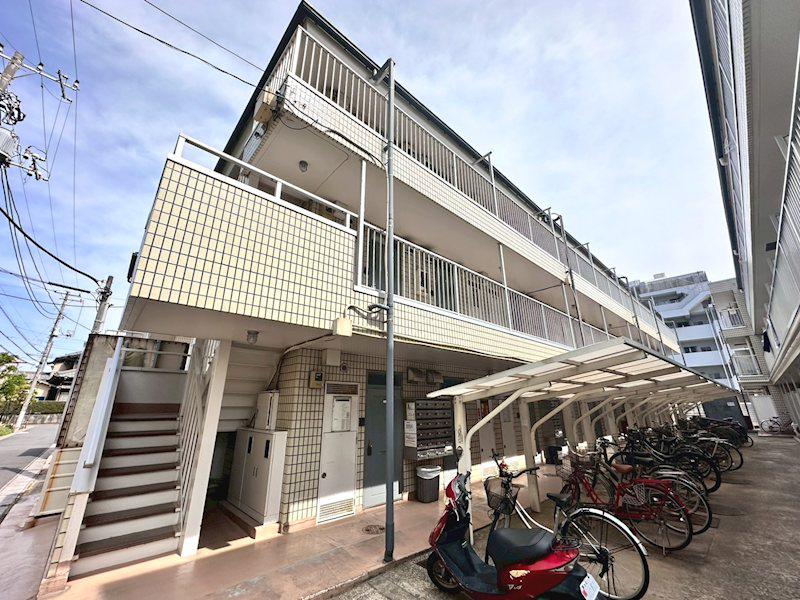 東京メトロ東西線 浦安駅(千葉) 徒歩8分 3階建 築38年