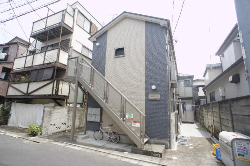 アムール・W