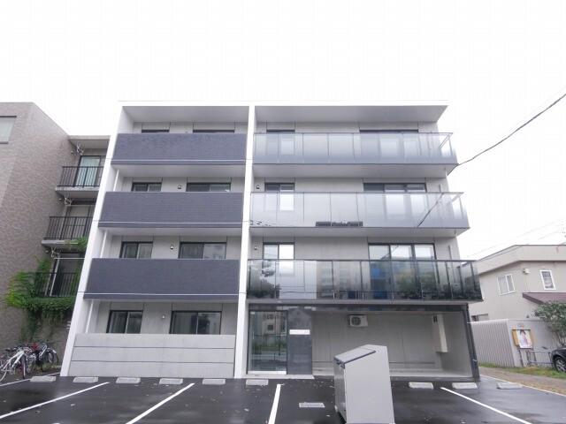 ロイヤルガーデン北6条(2LDK/2階)