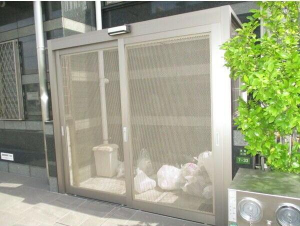 トレノーヴェ南巽 住居