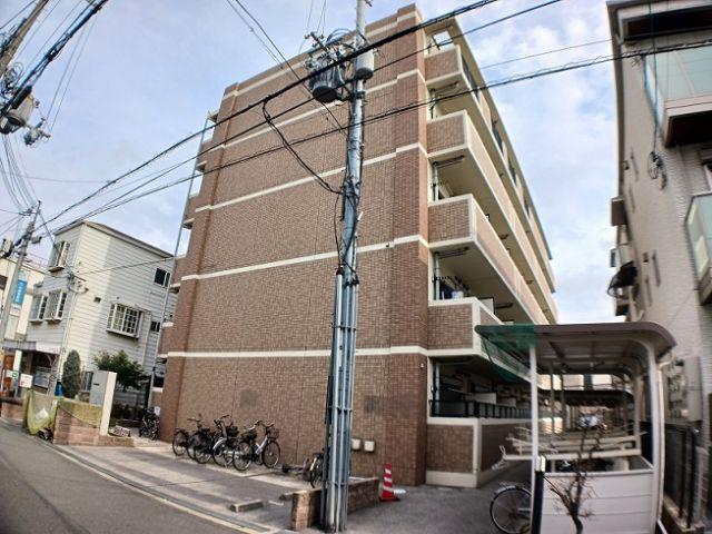 プラウドコート