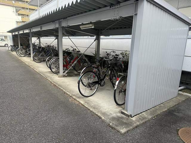 リズスクエア 中棟