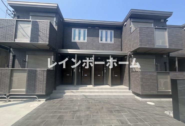ROSE COURT C