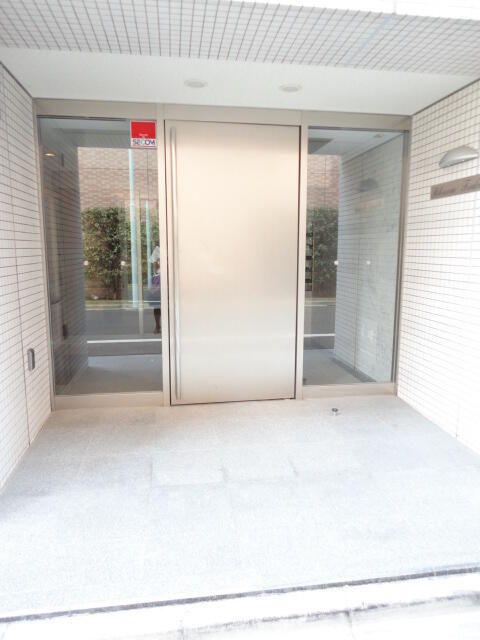 BLOSSOM TSUKUDA