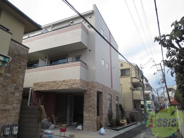 エルパシオン吹田泉町