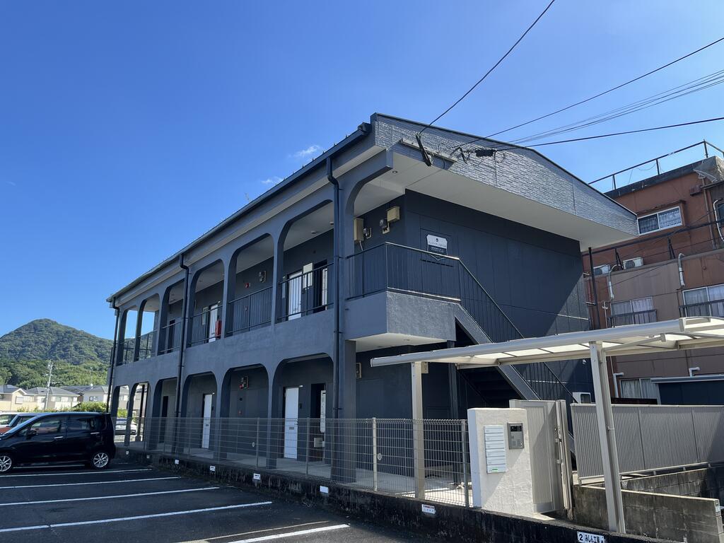 フェリーチェ九産大前