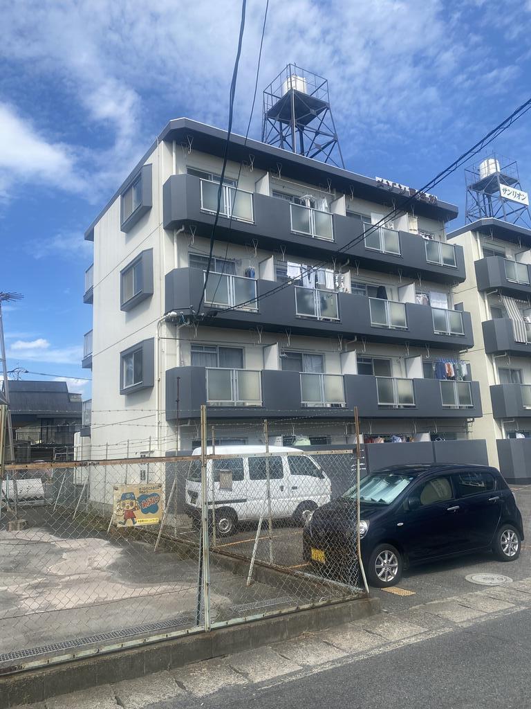 メゾン西古松