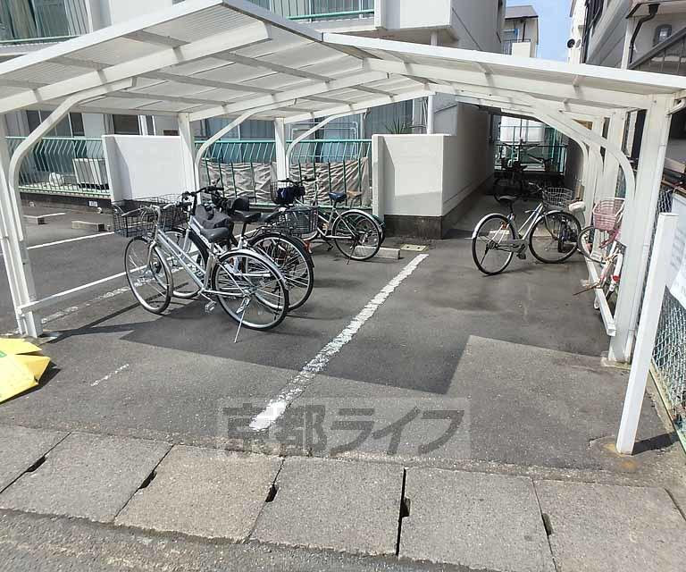 離宮ガーデンハイツ