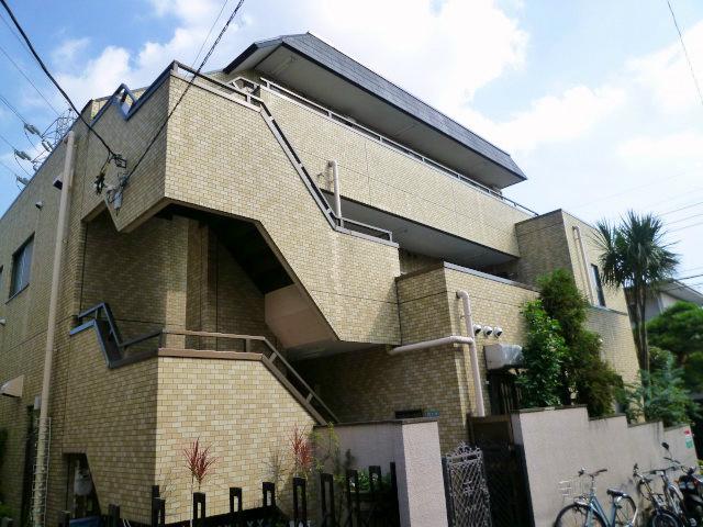 クレセントハウス