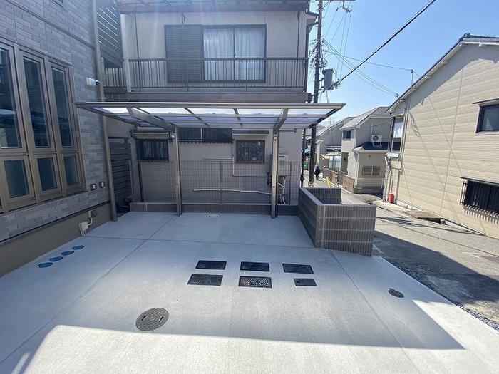 FLAT WELL COURT 香里園