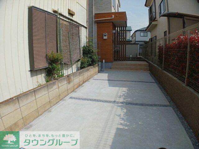 埼玉高速鉄道 新井宿駅 徒歩30分 2階建 築2年