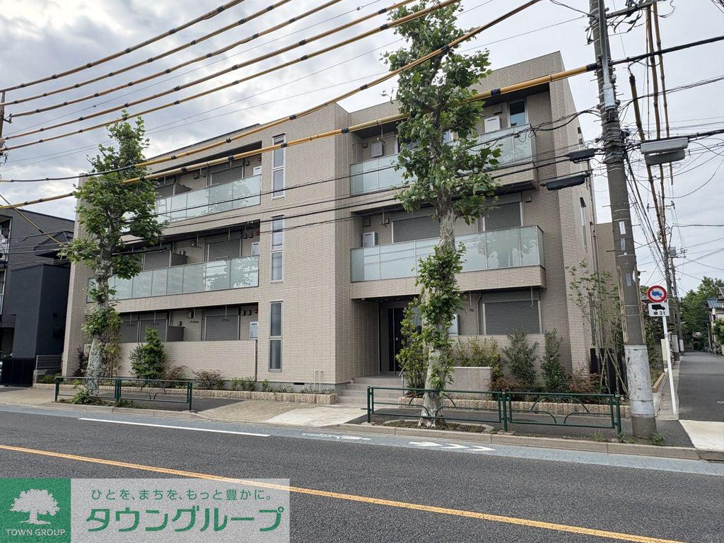 M CONDO