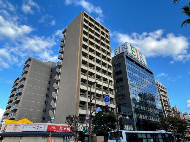 サヴォイザパームストリート