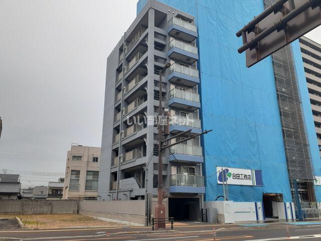 T・K TOWER