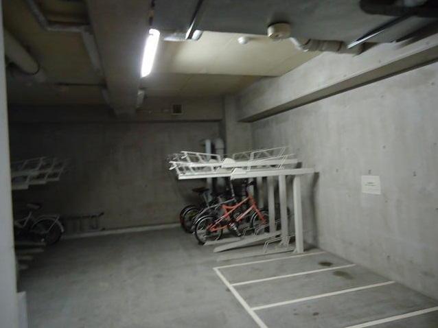 ROPPONGI SEVEN