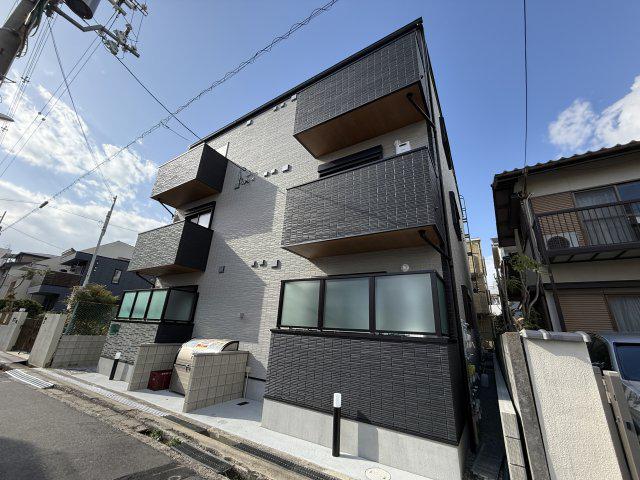 ティーズ岡上の町