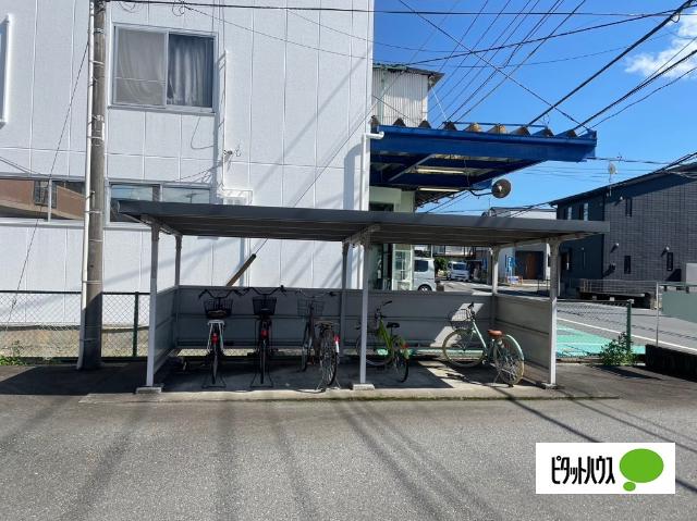 イーストン