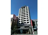 パインタワー