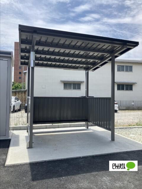 トリシア居町