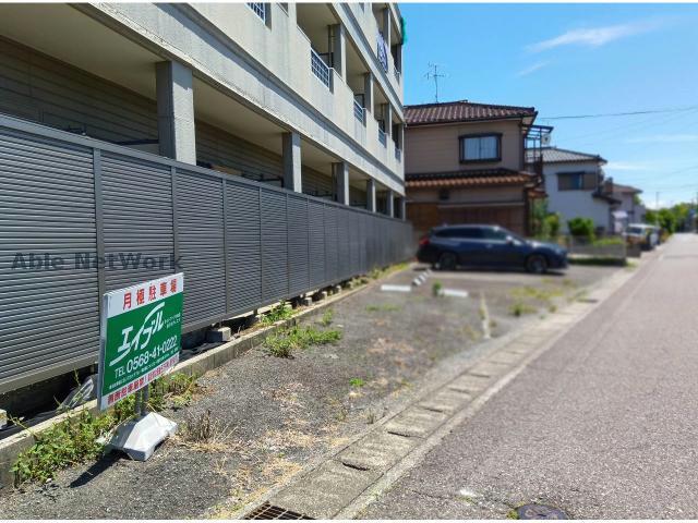 名鉄小牧線 田県神社前駅 徒歩9分 3階建 築36年