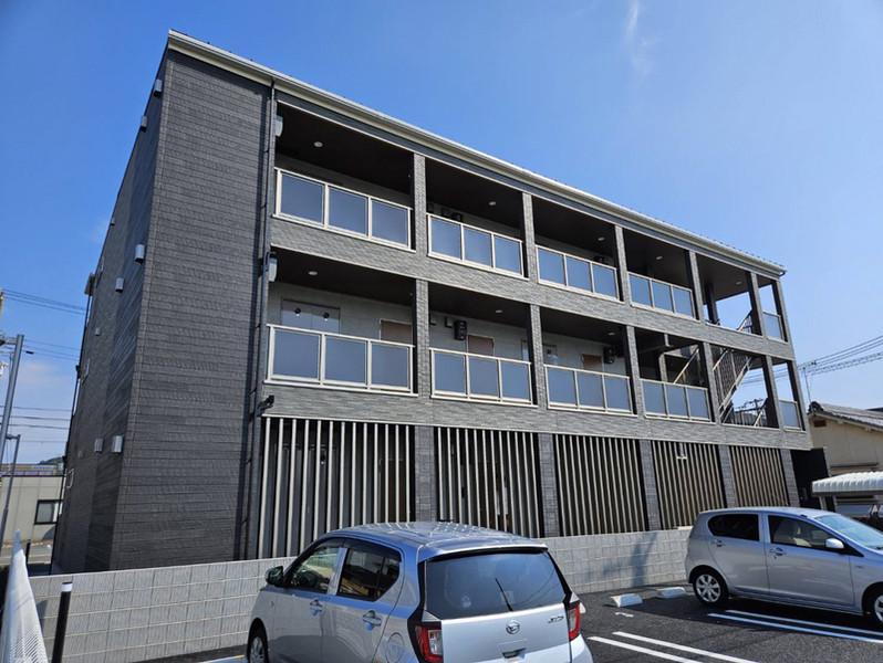 山陽電鉄本線 手柄駅 徒歩20分 3階建 築3年