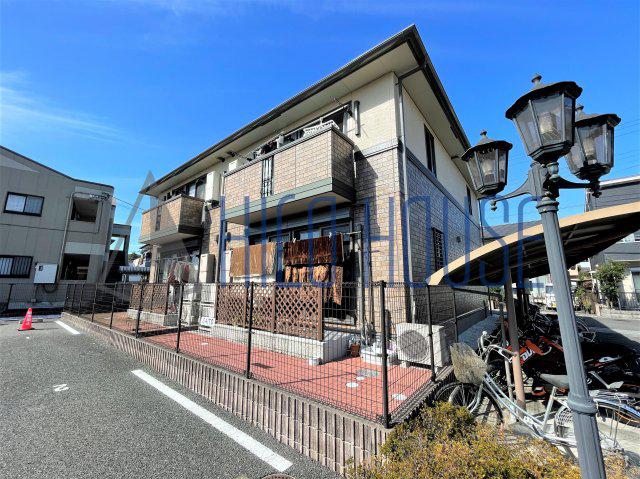 ROSEVILLA C棟