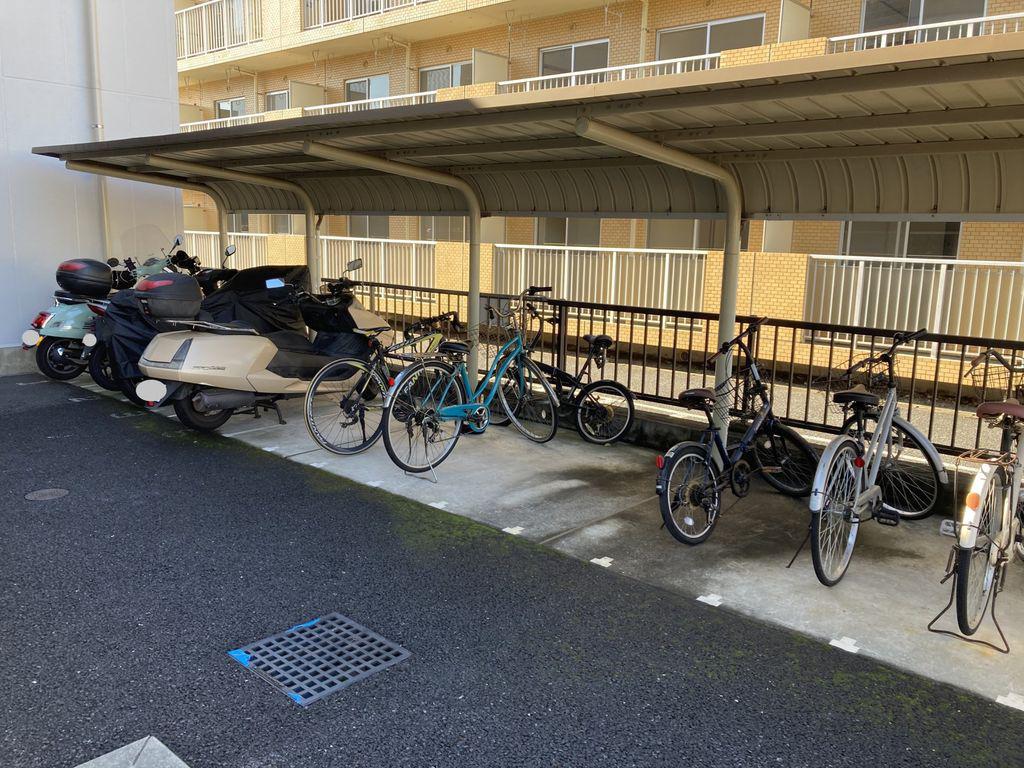 フラット