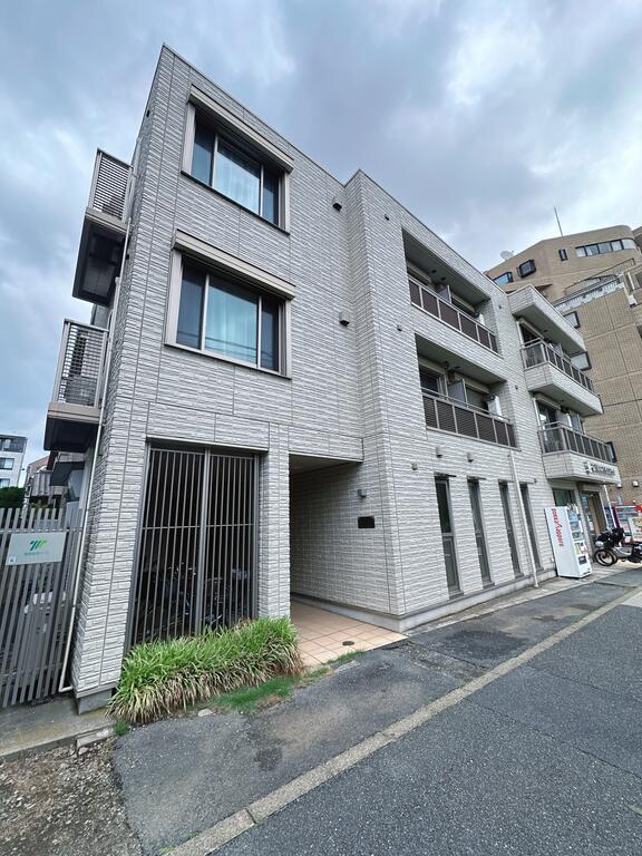 ラフィーネ桜新町(1K/3階)