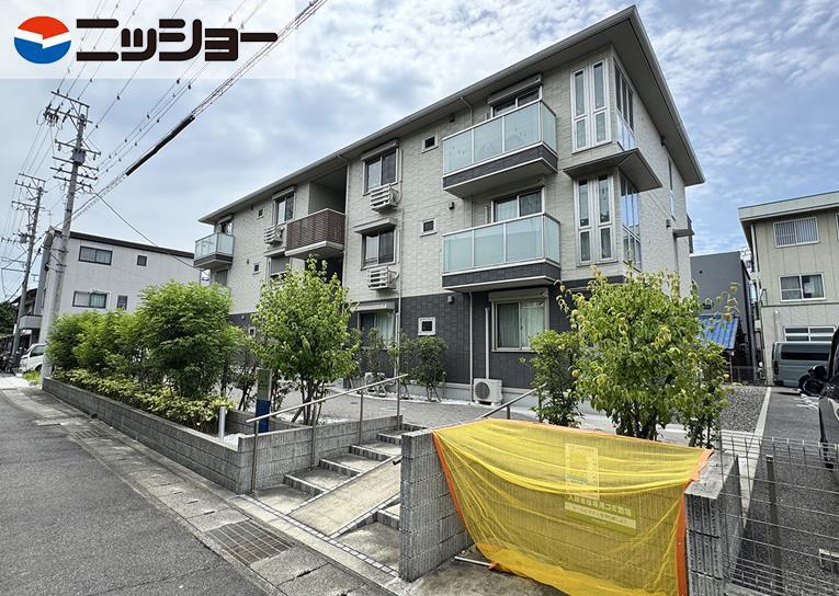 二子山パークプラザ